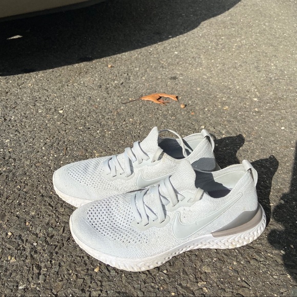 Nike Shoes - nike react